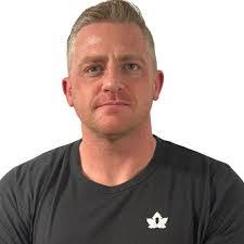 Ollie Harding's Instagram, Twitter & Facebook