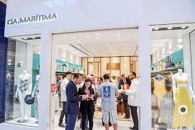 Miami's premier fashion destination and one of america's most visited shopping. Grand Opening Celebration Of Cia Maritima Store At Aventura Mall World Red Eye World Red Eye