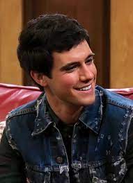 She's no you by jesse mccartney 11. Hannah Montana On Twitter Jake Or Jesse Reply Using Midnightsky
