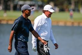 Tiger Woods Phil Mickelson Planning 10 Million Made For Tv Match According To Report Phil Mickelson Phil Golf History
