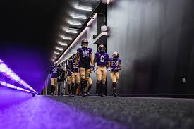 Player Bio: Tyler Krambrink - University of Washington Official ...