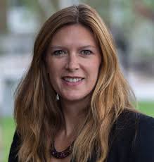 Sara Schiller's Instagram, Twitter & Facebook