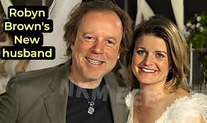 Kane Brown and his wife, Katelyn Brown, welcomed son Krewe Allen in June  2024. 🩵