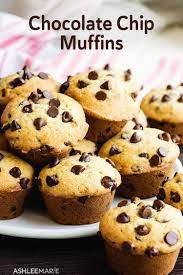 These Chocolate Chip Muffins Are Easy To Make And Taste Amazing A Great Crunch Chocolate Chip Muffin Recipe Chocolate Chip Muffins Chocolate Chip Muffins Easy