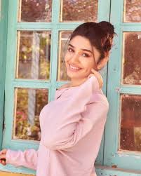 He started #asksrk session on the social media platform. Krithi Shetty Indian Actress Wiki Biography Age Height Family Career Awards And Many More