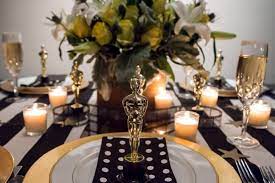 See more ideas about music themed, table decorations, napkin folding. 37 Stunning Table Decorations Ideas In Hollywood Theme Table Decorations Dinner Party Table Hollywood Theme