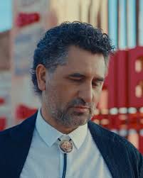 Episode 6 out now with ku'u mau hoa ♥️ @appletv 📷: @brianandrewmendoza