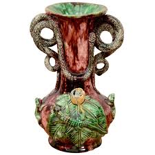 Small Portuguese Palissy Ware Vase By Manuel Mafra 1stdibs Com Antique Pottery Sculptures For Sale Colorful Pottery