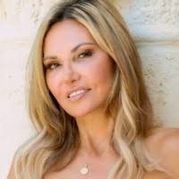 600+ "Gaugler" profiles