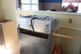 installing the undermount kitchen sinks
