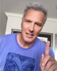 @EdYoung's video Tweet