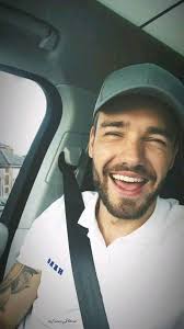 So sad no one want me again fans if you really love me say I love you  Damian priest