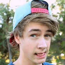 A skater boy haircut has an effortless and breezy feel, which makes it so attractive. Pin On Shaggy S Hair