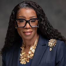 Tracey Cartwright's Instagram, Twitter & Facebook