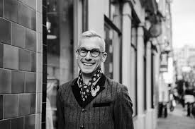 Mark Hill Antiques & Collectables Expert
