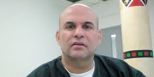Jun 29, 2021 · salvatore mancuso habló en la sala de justicia y paz del tribunal superior de barranquilla y durante su participación al mando de grupos paramilitares, hubo estigmatización por parte de las autoridades y el gobierno, que provocaron que este grupo, asesinara a jaime garzón y a otras personas por supuestos vínculos con la subversión y la guerrilla. Salvatore Mancuso Sera Considerado Un Hombre Libre En Italia Segun Un Fiscal Italiano Noticentro 1 Cm