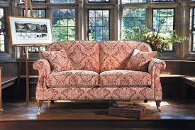 List of the main furniture in german and english: 2 5 Sitzer Westbury Phonix Schoner Leben