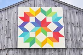 Patriotic mini quilt free pattern designed by jennifer gaston from primitive quilts & projects. Artist Brings The Age Old Barn Quilt Tradition To Simcoe County Barrie News