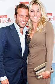 Im juni 2017 wurde die liebe von rafael van der vaart und estavana polman durch die geburt ihrer tochter. Rafael Van Der Vaart Jahrestag Mit Freundin Estavana Inmittten Von Coronavirus Gala De