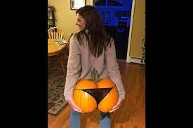 Maine 'Pumpkin Butt' Photo Cause For Smiles At Halloween