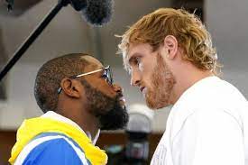 Vivi en el suplementario deportivo la pelea por exhibición entre el estadounidense floyd mayweather y el otro estadounidense youtuber logan paul. 68akfsotuouzrm