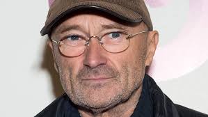 Phil Collins ist jetzt zweifacher Rock-Opa