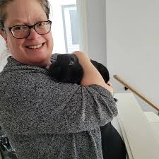 Kelly Sharrow's Instagram, Twitter & Facebook