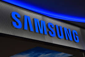 Samsung aposta em visual minimalista e anéis metálicos para a câmera do novo Galaxy S26 Ultra