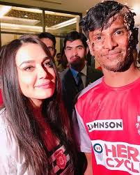 Thangarasu natarajan is a renowned indian cricketer (bowler). Thangarasu Natarajan Indian Cricketer Wiki Age Height Wife Family Career Awards And Many More