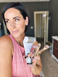 How to reduce puffiness under eyes?