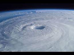 Imagens da terra ao vivo: Furacao Irma Categoria 5 Imagens Assustadoras Vista Do Espaco Iss Nasa Youtube