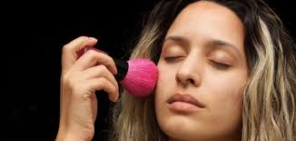 Use the triangle method yes, there is a wrong way to use concealer to hide dark circles. How To Hide Dark Circles Under The Eye Makeup