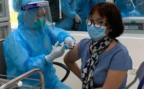 This vaccine also contains citric acid and ethanol. ChÆ°a Ghi Nháº­n Pháº£n á»©ng Sau Tiem Vaccine Phong Covid 19 Bao Nhan Dan