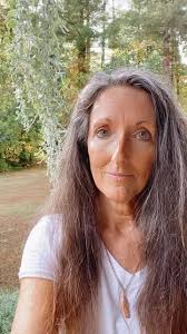 You are a powerful Being of Divine Love and Divine Light! This is the  affirmation of so many Mystic Messages that we just had to share with the  greater collective. Thank you for re-membering your ...