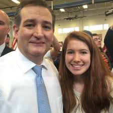 Hope Fischer's Instagram, Twitter & Facebook