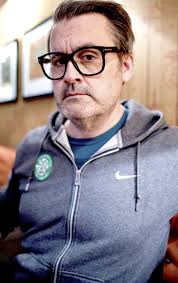 Populisten Thomas Seltzer mener medieeliten har oversett vanlige folks  problemer. Selv vil han ikke kalle seg «journalist»