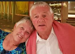 Tiger fans, help us wish a happy birthday to our longtime SID, Kent Lowe  🎉🎂