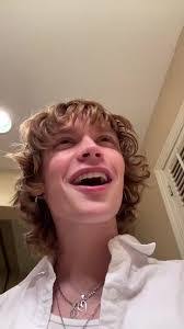 Zach Brill's Instagram, Twitter & Facebook