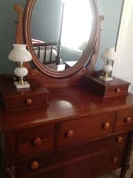 52263ec davis cabinet co solid mahogany dresser. Davis Cabinet Company Cumberland Valley Cherry Bed And Dresser 506587649