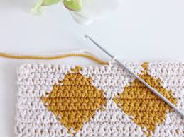 Today's video demonstrates how i work with tapestry crochet. Tapestry Crochet What Is It How To Use It Crochetpedia