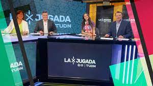Formerly called univision deportes network is an american spanish language sports channel. Tudn Suma A Comentarista Transgenero Futbol Total
