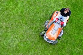 The cost for any lawn care service will vary based on several variables, including trugreen is the largest residential lawn care service company in the us, and it is ranked #2 on lawn and landscape magazine's 2019 list of the top 100 lawn care and landscaping. Trugreen Lawn Care Houston Tx 877 868 5590