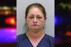 Mandy Erwin's Instagram, Twitter & Facebook