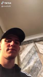 I’ll keep winding him up if this blows up #fyp #slowmo #slap #slapped  #sadviolin