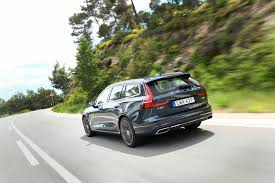 Scandinavian craftsmanship and smart technology. Ersteindruck Des Neuen Volvo V60 D4 Autophorie De