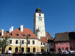 The council tower of sibiu is a tower situated between the two main squares of sibiu, the great square and the small square. Turnul Sfatului Din Sibiu
