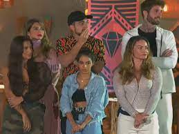 The group of 13 famous people who competed in sabrina sato's program has already left the facilities in paraty (rj), and has been sent to the airport, to return to their respective homes. Ihdla3yungei6m