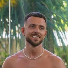 Beth Paige (@Bethhhpaigeee)