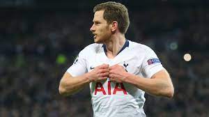Jan vertonghen verlengde zijn contract bij tottenham nog voor een maandje, maar na de vertonghen verdedigde sinds 2012 de kleuren van tottenham. Tottenham 3 0 Borussia Dortmund Jan Vertonghen Thrilled With Special Performance In Win Over Dortmund Goal Com