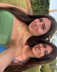 Olivia Robey (@oliviarobeyy) • Instagram photos and videos